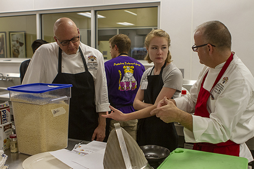 LSU Health medicalk student with chefs during Culinary Medicine course
